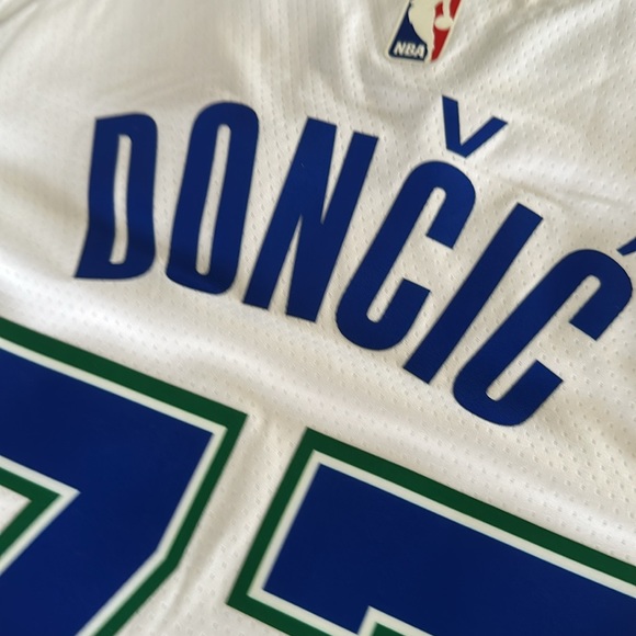BRAND NEW Luka Doncic City Edition Jersey Size Large - Picture 6 of 8